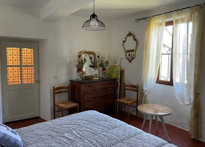 Hébergement de vacances L'aire Vieille Pommiers (Gard)