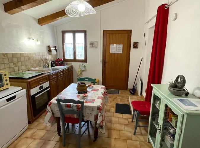 L'aire Vieille Hébergement de vacances